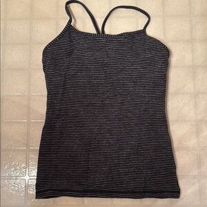 Lululemon women’s size 6 Black and Gray Striped Top